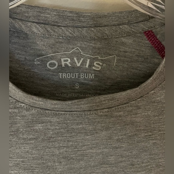 Orvis Women's Top, Gray ‘Trout Bum’ Performance Tee w/Logo on Back; Size S - Picture 3 of 7